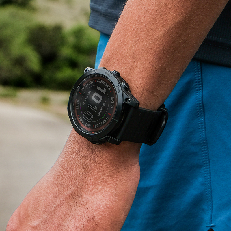 Garmin Fenix 7 Solar DLC Blood - Smartwatch X18 のレビューと価格