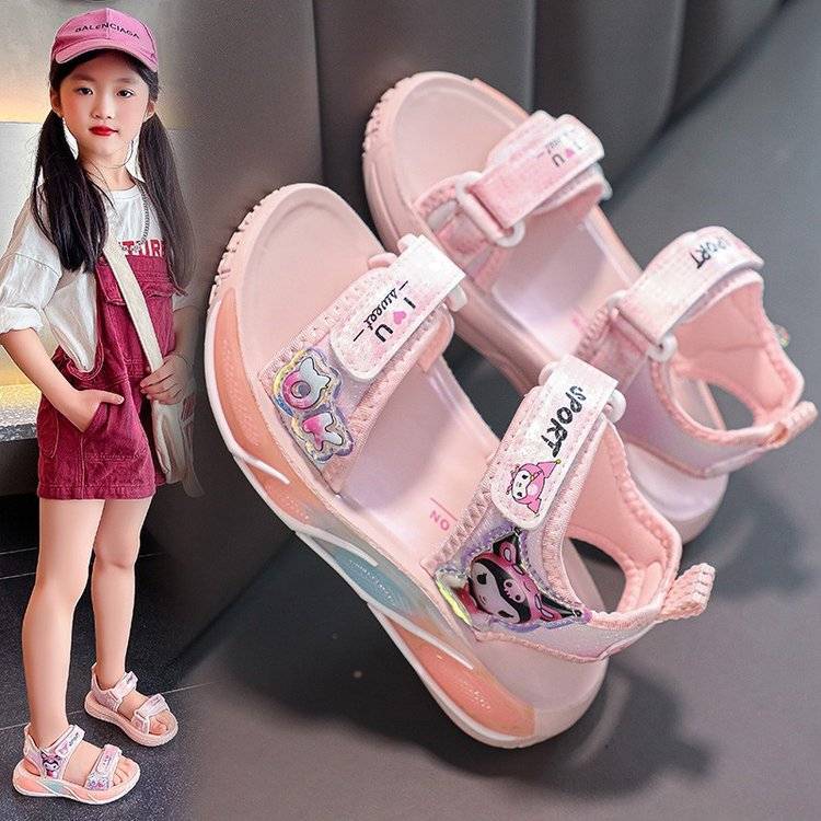 Sanrio Kuromi Toddler Girls Su - Sport Loop Strap のレビューと価格